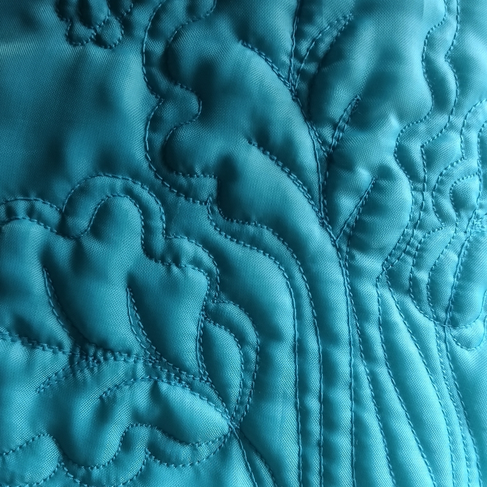 NOS, VTG 1950S CHARLES & CO." MADE IN HONG KONG TURQUOISE TRAPUNTO QUITED ROBE ! - Picture 8 of 16
